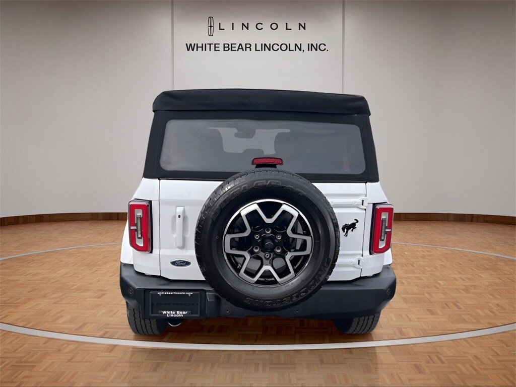 2022 Ford Bronco Base Big Bend Black Diamond Outer Banks photo 4