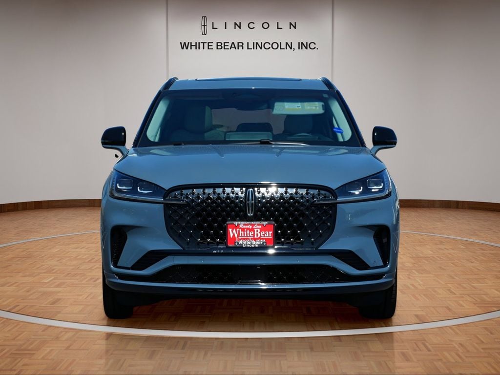 Used 2025 Lincoln Aviator Reserve with VIN 5LM5J7XC0SGL18604 for sale in Saint Paul, Minnesota