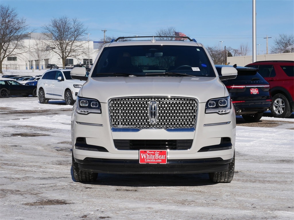 Used 2024 Lincoln Navigator Reserve with VIN 5LMJJ2LG5REL06626 for sale in Saint Paul, Minnesota