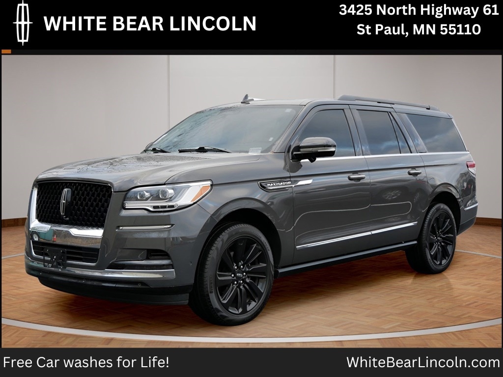 2024 Lincoln Navigator Black Label L's photo