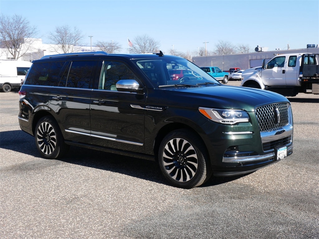 Used 2022 Lincoln Navigator For Sale at White Bear Lincoln