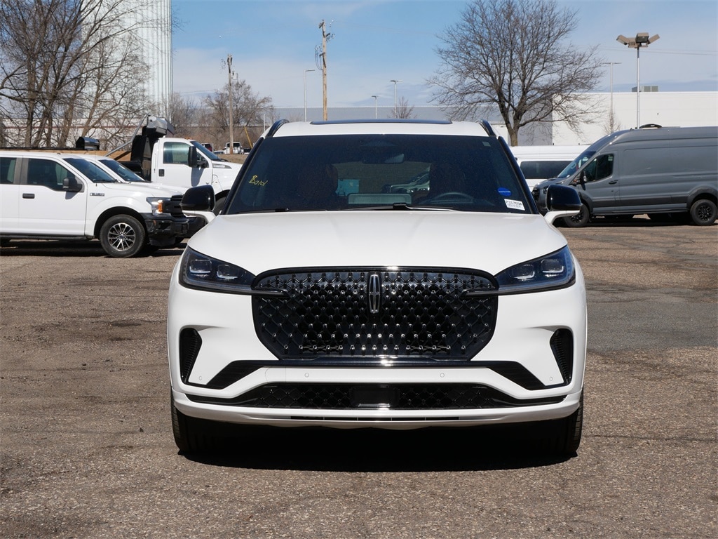 Used 2025 Lincoln Aviator Black Label with VIN 5LM5J9XC1SGL07350 for sale in Saint Paul, Minnesota
