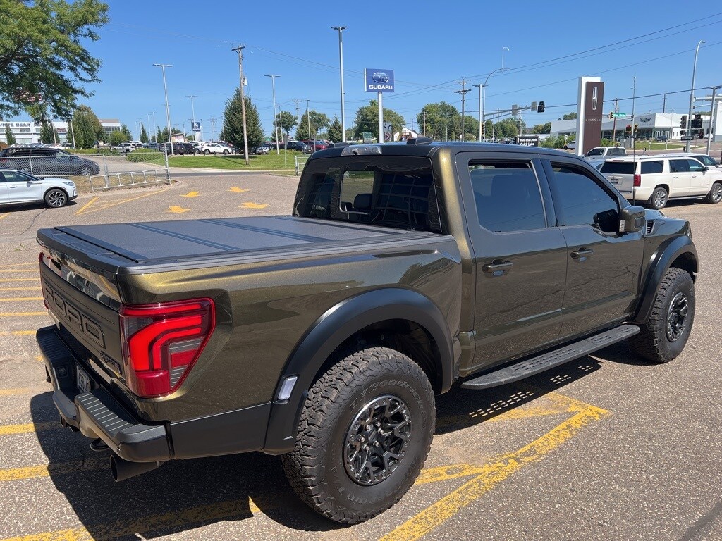2025 Ford F-150 Raptor photo 3