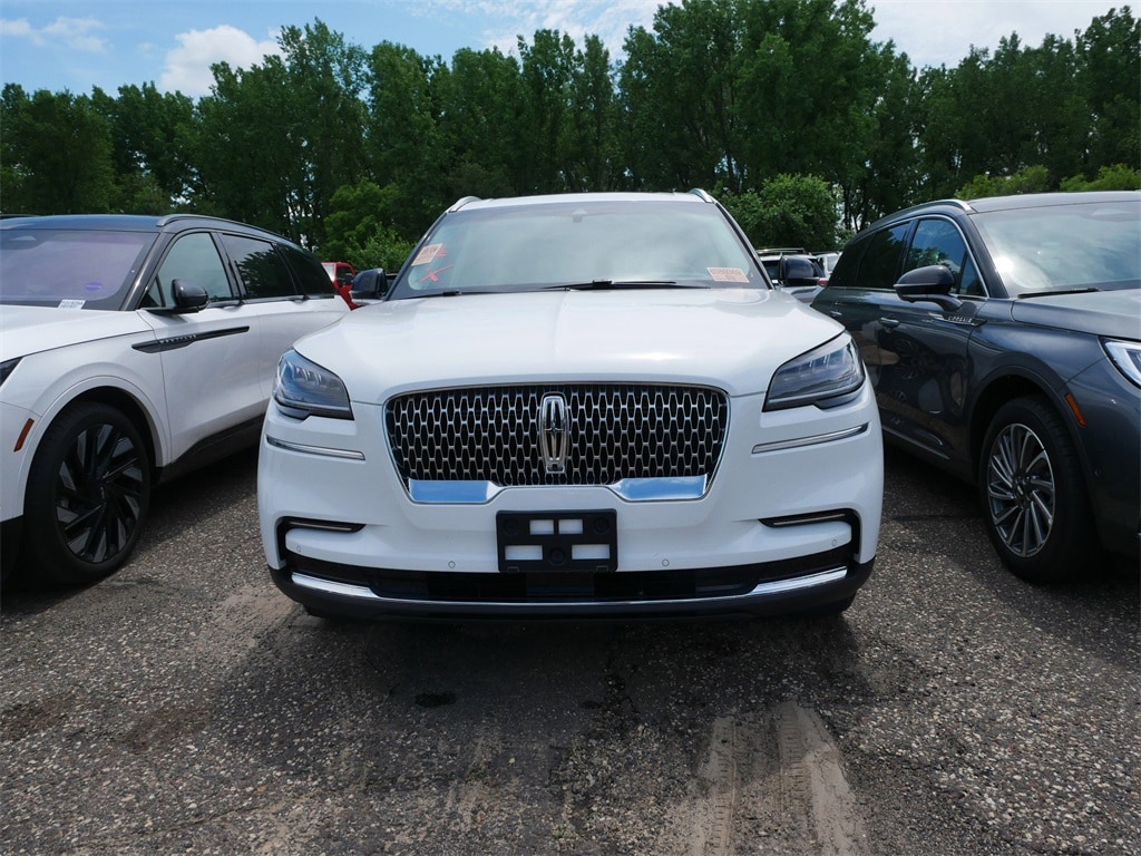 Used 2023 Lincoln Aviator Reserve with VIN 5LM5J7XC1PGL19302 for sale in Saint Paul, Minnesota