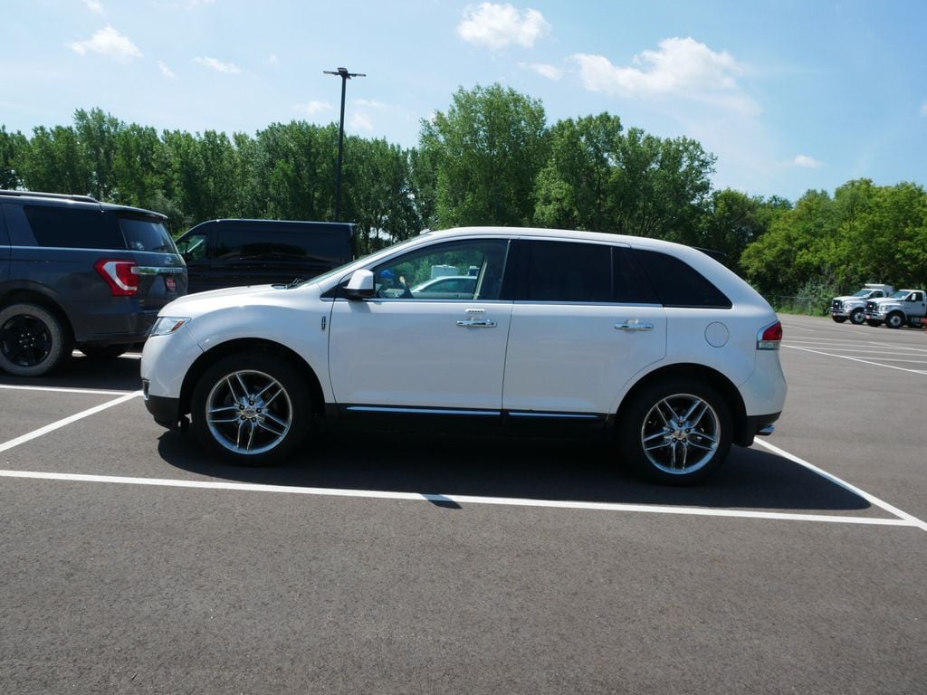 Used 2011 Lincoln MKX Base with VIN 2LMDJ8JK3BBJ13388 for sale in Saint Paul, MN