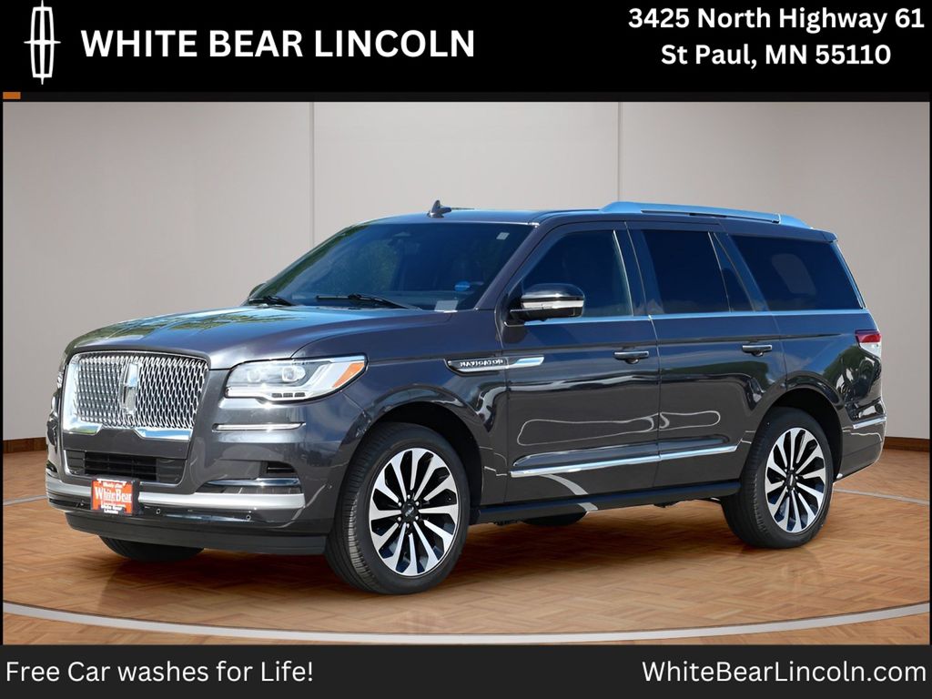 Used 2024 Lincoln Navigator Reserve with VIN 5LMJJ2LG5REL16167 for sale in Saint Paul, Minnesota