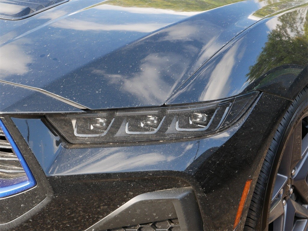 2025 Ford Mustang GT Premium Convertible photo 2