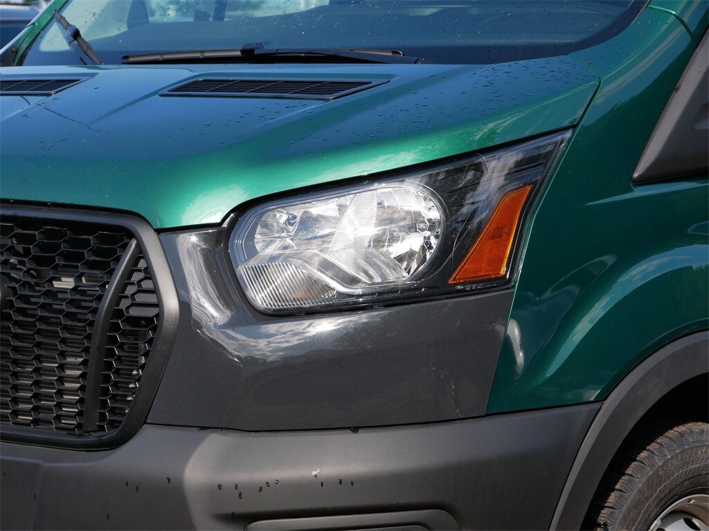 2024 Ford Transit photo 2