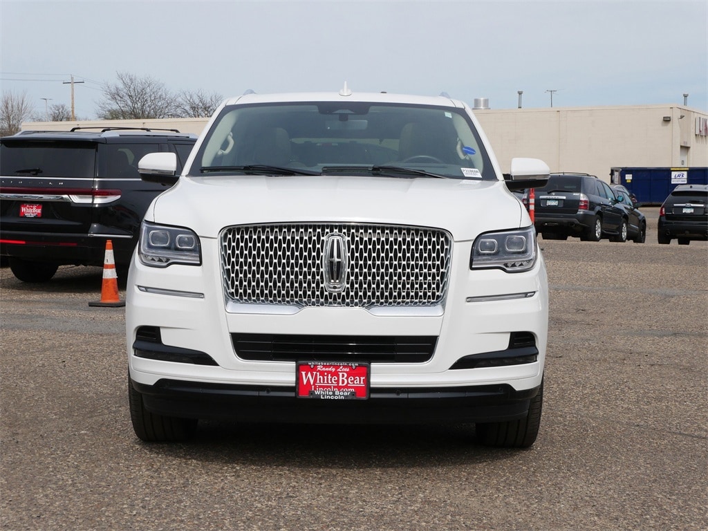 Used 2023 Lincoln Navigator Reserve with VIN 5LMJJ2LG0PEL00553 for sale in Saint Paul, Minnesota