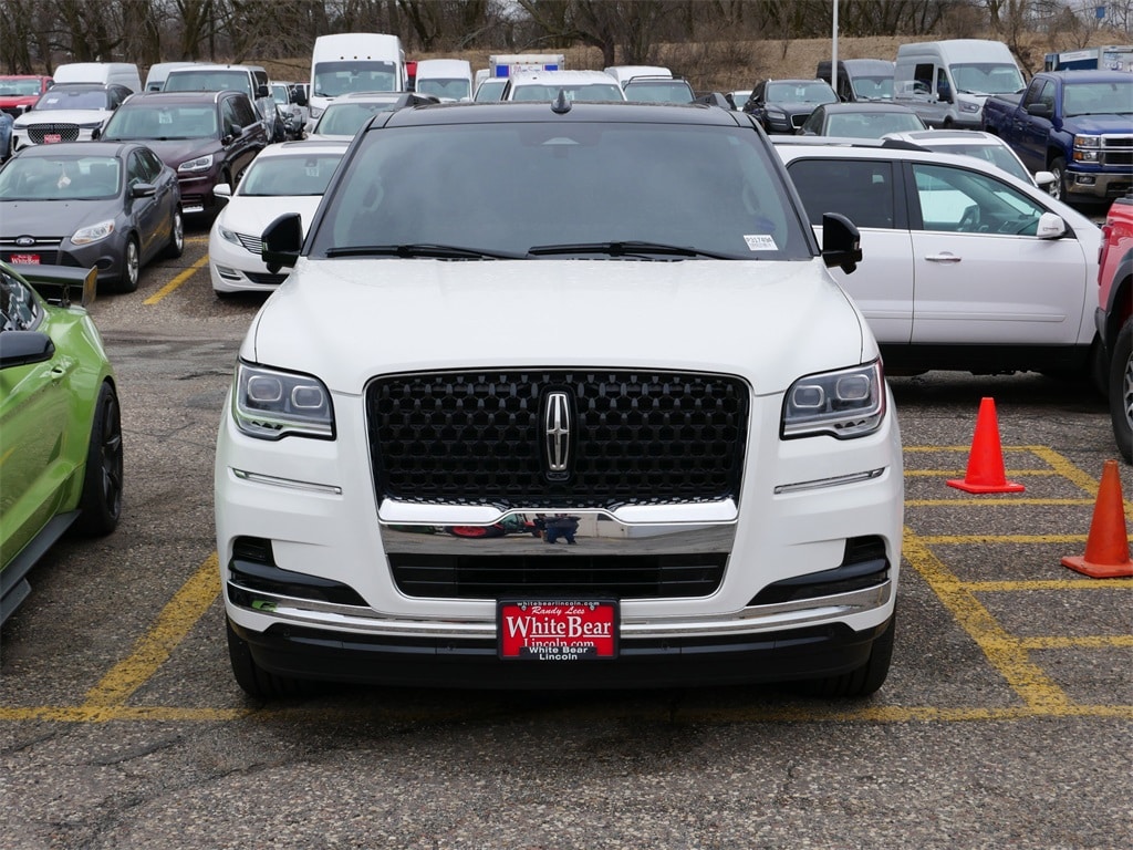 Used 2024 Lincoln Navigator Black Label L with VIN 5LMJJ3TG9REL10510 for sale in Saint Paul, Minnesota
