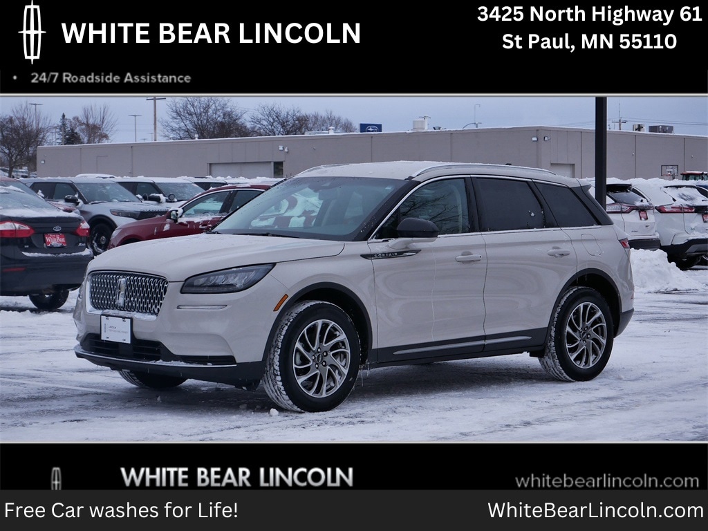 2022 Lincoln Corsair Base's photo