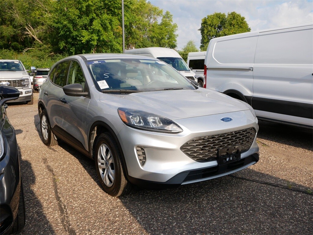 2020 Ford Escape S photo 4