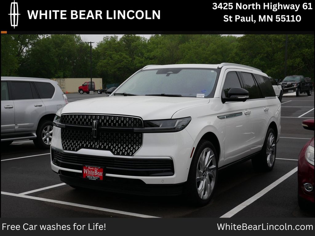 2025 Lincoln Navigator Reserve 4WD's photo