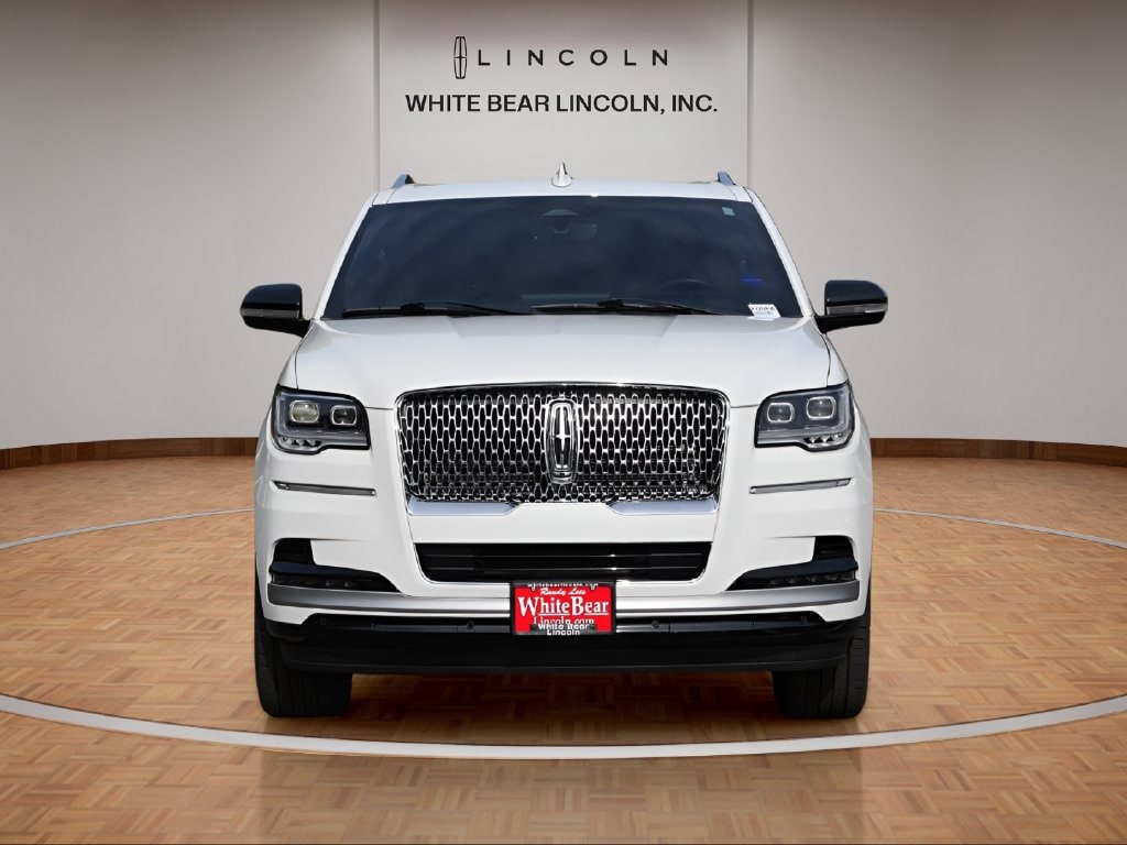 Used 2024 Lincoln Navigator Reserve with VIN 5LMJJ2LGXREL08727 for sale in Saint Paul, Minnesota