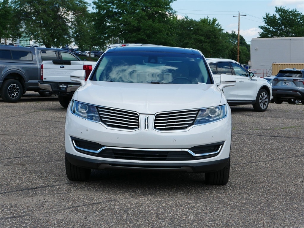 Used 2017 Lincoln MKX Reserve with VIN 2LMPJ8LR9HBL25647 for sale in Saint Paul, Minnesota