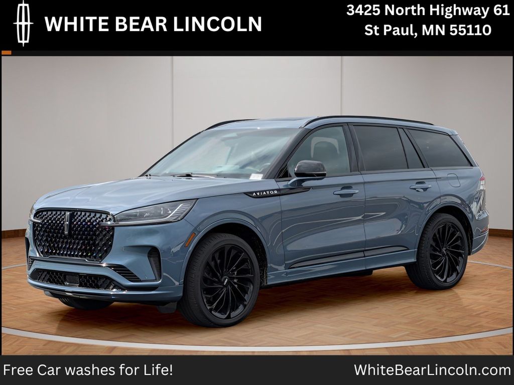 2025 Lincoln Aviator Reserve AWD's photo