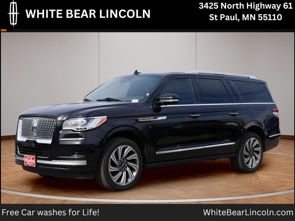2022 Lincoln Navigator