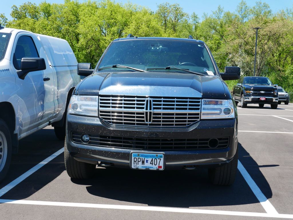 Used 2014 Lincoln Navigator Base with VIN 5LMJJ2J57EEL05876 for sale in Saint Paul, Minnesota