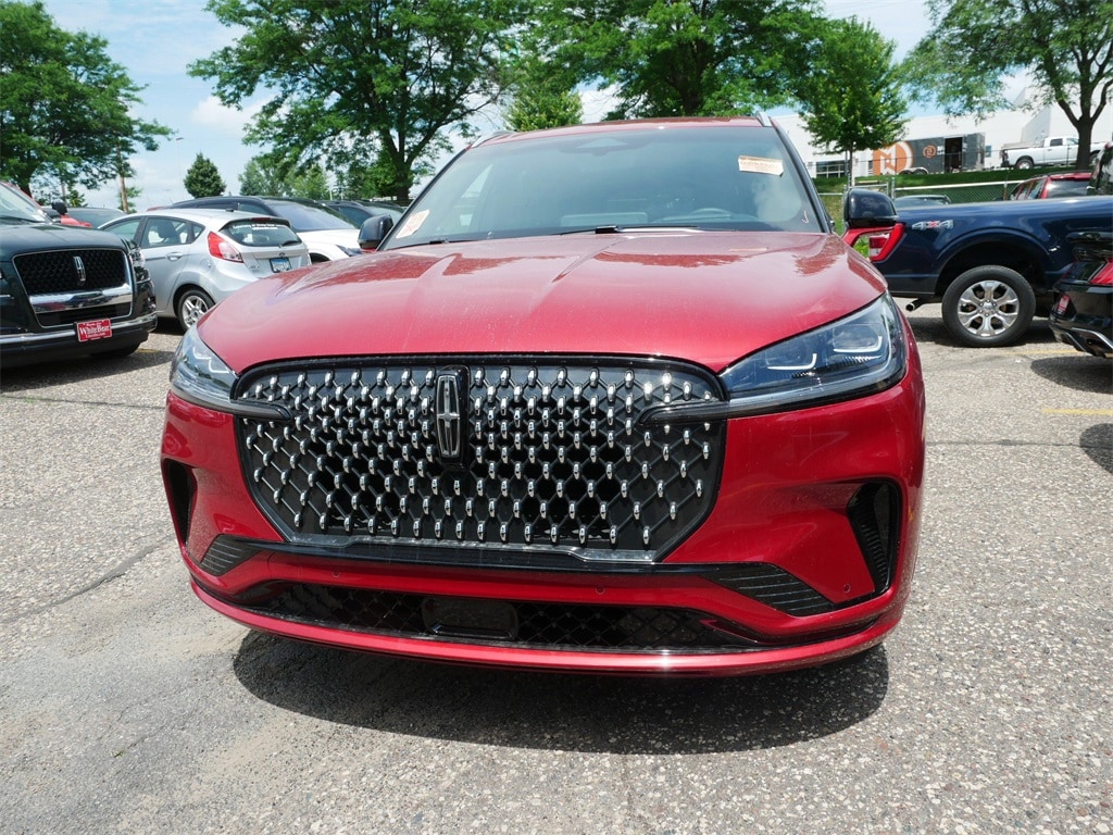 Used 2025 Lincoln Aviator Black Label with VIN 5LM5J9XC0SGL01409 for sale in Saint Paul, Minnesota