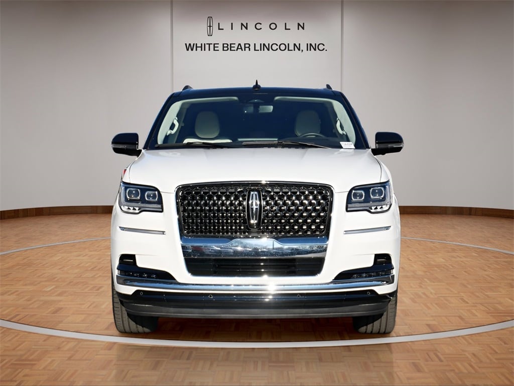 Used 2024 Lincoln Navigator Black Label L with VIN 5LMJJ3TG4REL10656 for sale in Saint Paul, Minnesota
