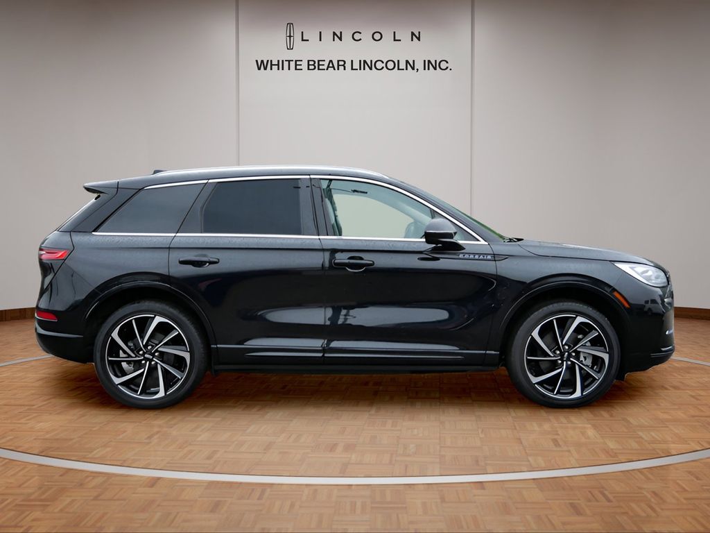 2024 Lincoln Corsair Grand Touring - Photo 4