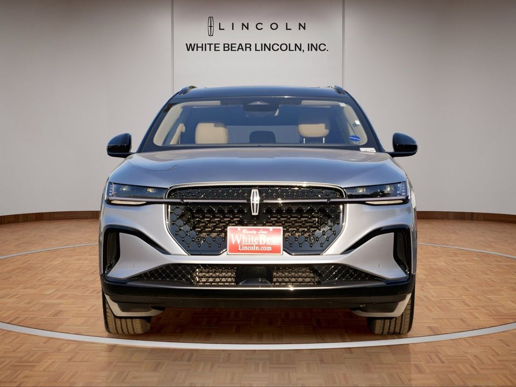 Used 2025 Lincoln Nautilus Reserve with VIN 5LMPJ8K41SJ899516 for sale in Saint Paul, Minnesota