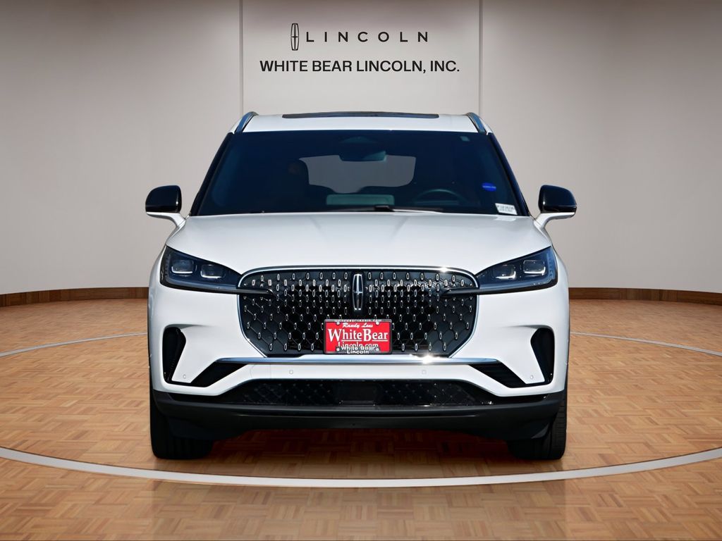 Used 2025 Lincoln Aviator Reserve with VIN 5LM5J7XC4SGL02082 for sale in Saint Paul, Minnesota