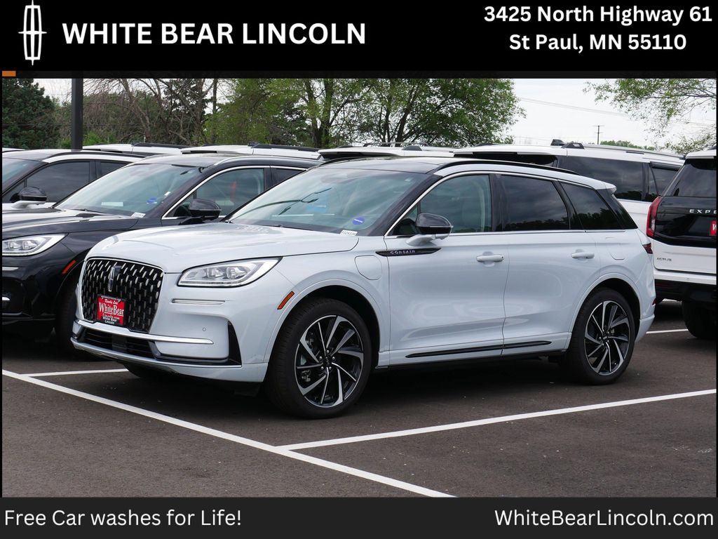 2025 Lincoln Corsair Grand Touring AWD's photo