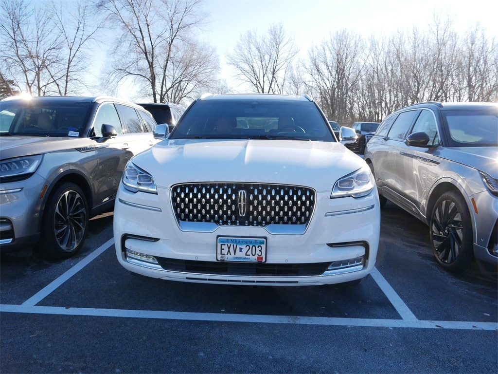 Used 2020 Lincoln Aviator Black Label with VIN 5LM5J9XC3LGL04807 for sale in Saint Paul, Minnesota