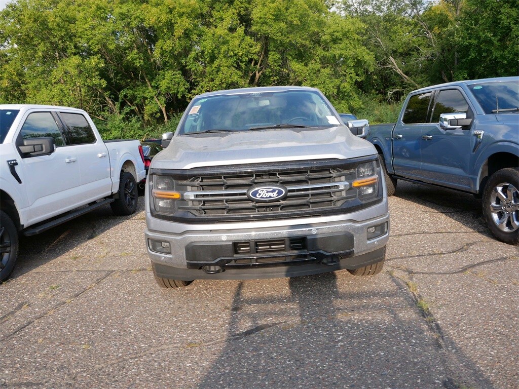 2024 Ford F-150 XLT photo 2