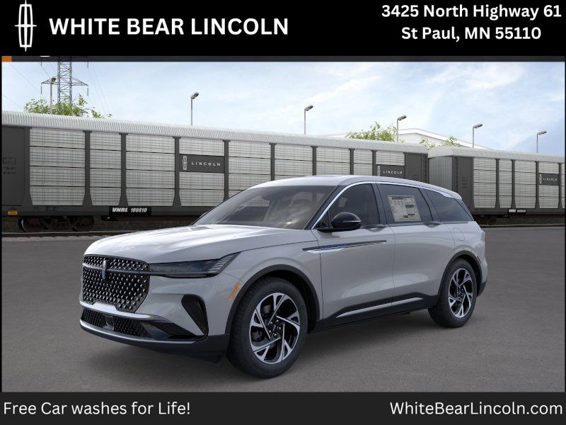 2026 Lincoln Nautilus Premiere AWD's photo