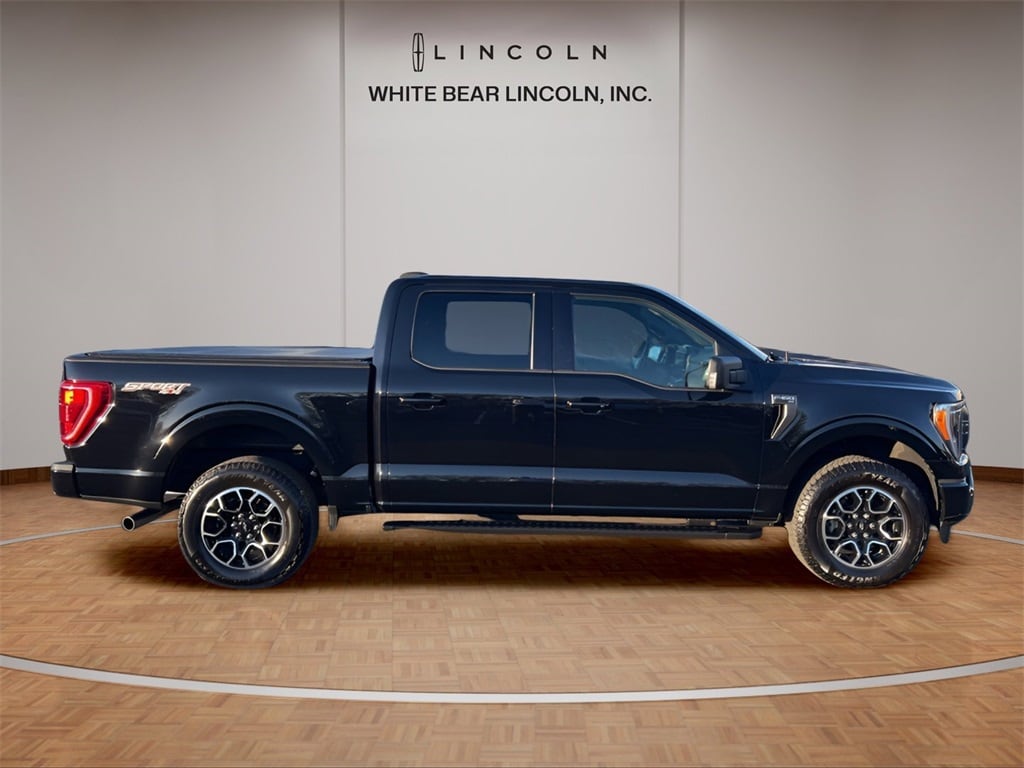 2023 Ford F-150 XLT photo 3