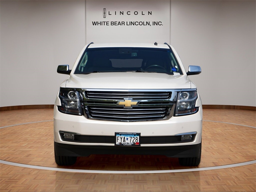 2015 Chevrolet Suburban 1500 LTZ photo 2