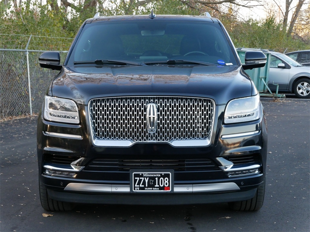 Used 2019 Lincoln Navigator Select with VIN 5LMJJ2JTXKEL02805 for sale in Saint Paul, Minnesota
