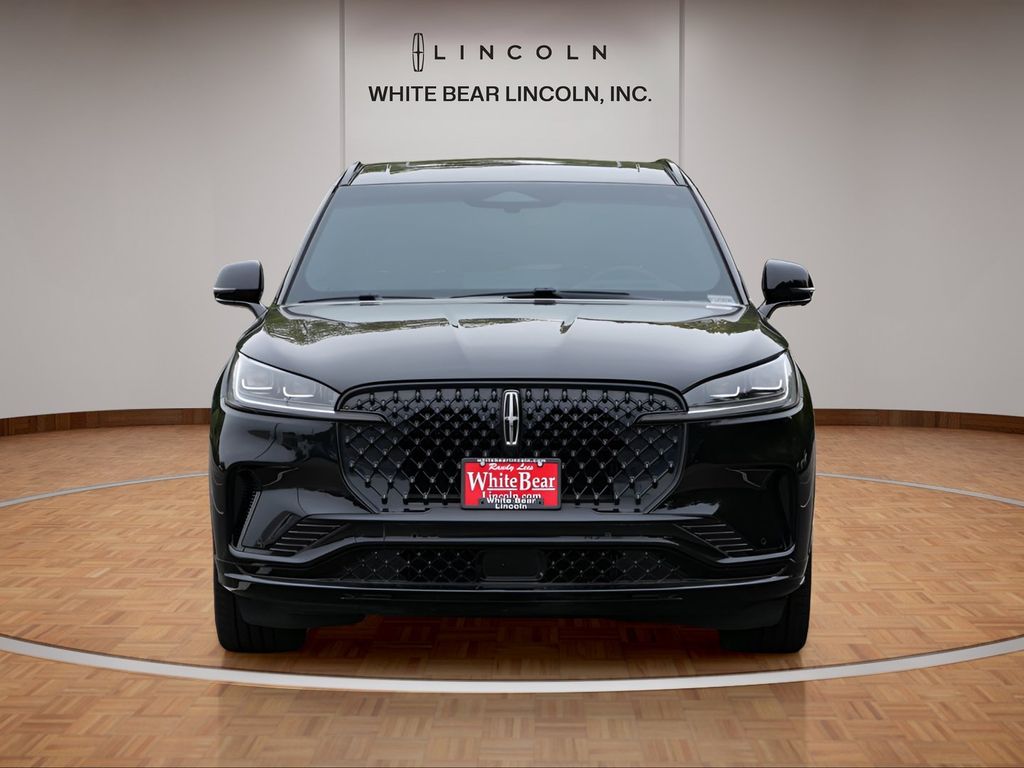 Used 2025 Lincoln Aviator Black Label with VIN 5LM5J9XC6SGL15265 for sale in Saint Paul, Minnesota