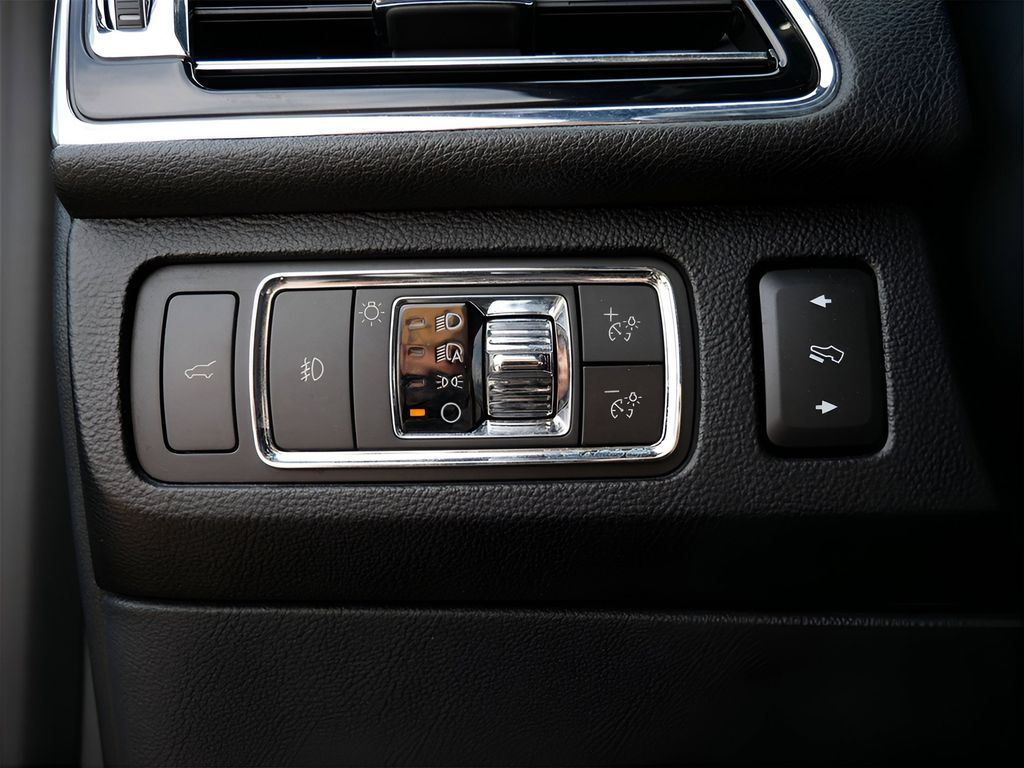 2022 Lincoln Navigator Reserve L - Photo 18