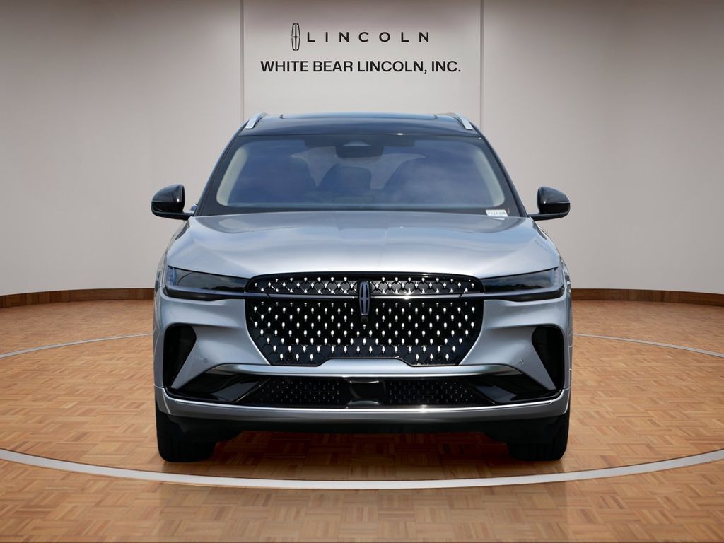 Used 2025 Lincoln Nautilus Reserve with VIN 5LMPJ8KA0SJ890490 for sale in Saint Paul, Minnesota