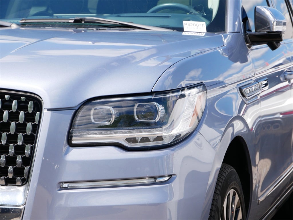 Used 2023 Lincoln Navigator Black Label L with VIN 5LMJJ3TG2PEL03282 for sale in Saint Paul, Minnesota