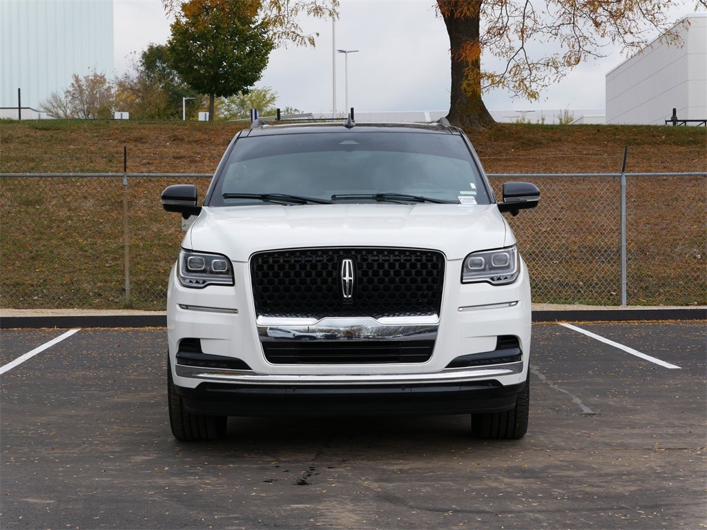 Used 2023 Lincoln Navigator Black Label L with VIN 5LMJJ3TG8PEL14772 for sale in Saint Paul, Minnesota