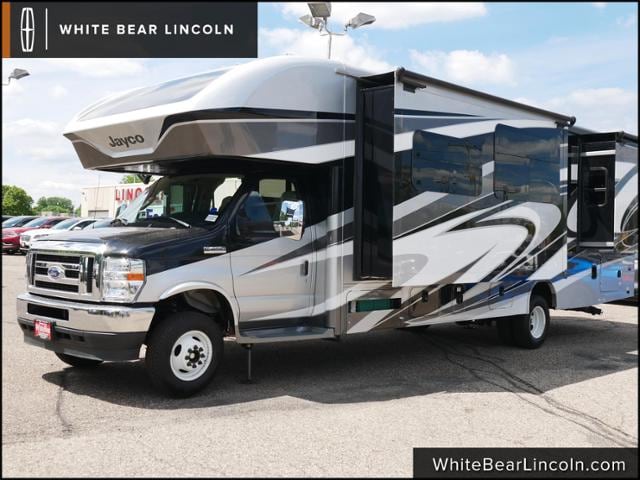 Used 2021 Ford E-Series Cutaway  with VIN 1FDXE4FN7MDC28145 for sale in Saint Paul, Minnesota