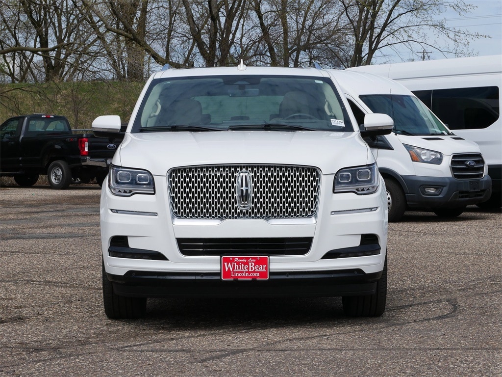 Used 2023 Lincoln Navigator Reserve with VIN 5LMJJ2LG8PEL15737 for sale in Saint Paul, Minnesota