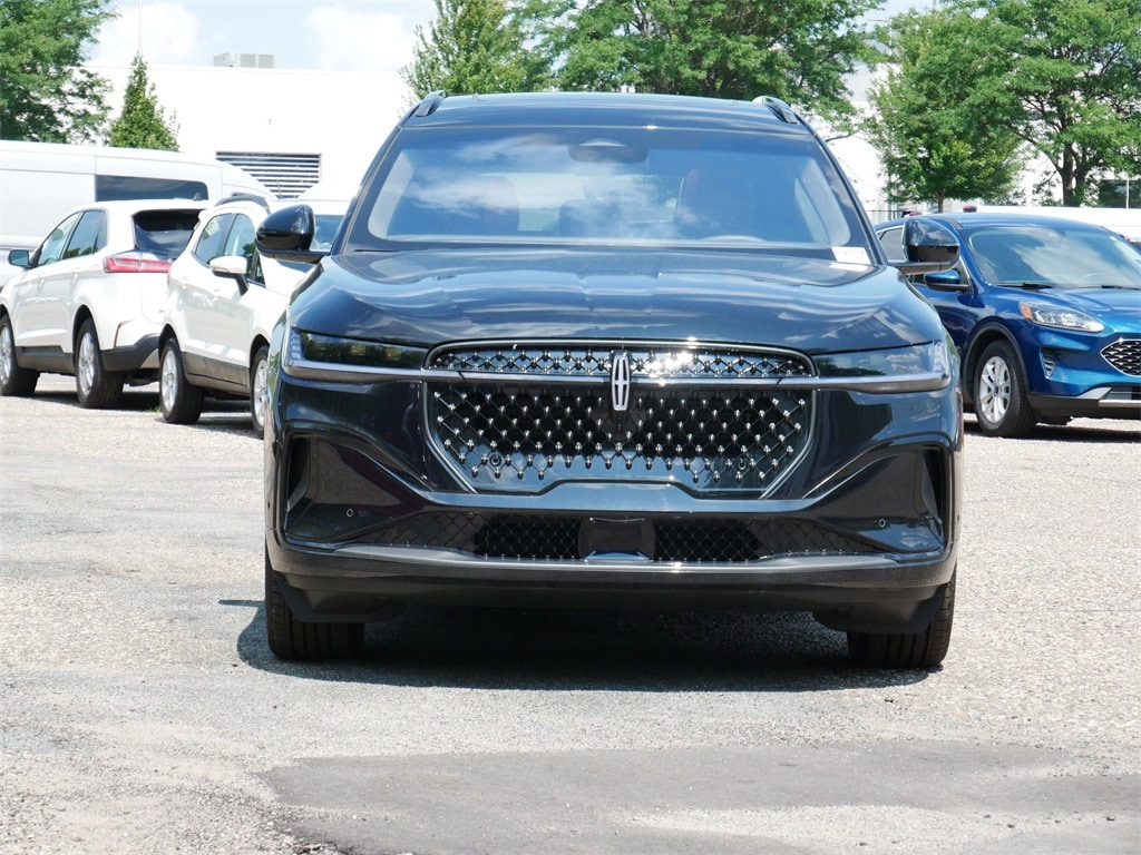 Used 2024 Lincoln Nautilus Black Label with VIN 5LMPJ9J40RJ856738 for sale in Saint Paul, Minnesota