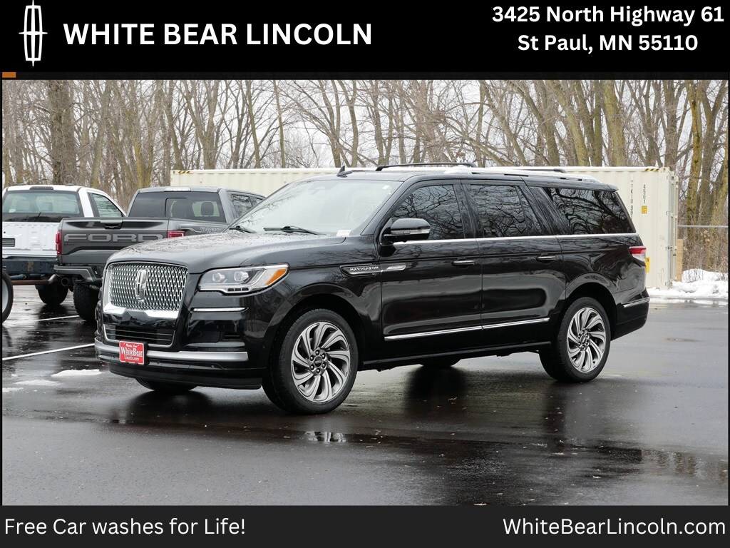 2023 Lincoln Navigator Reserve L's photo
