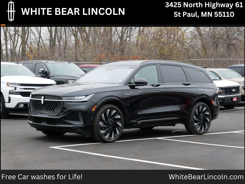 2024 Lincoln Nautilus Reserve's photo