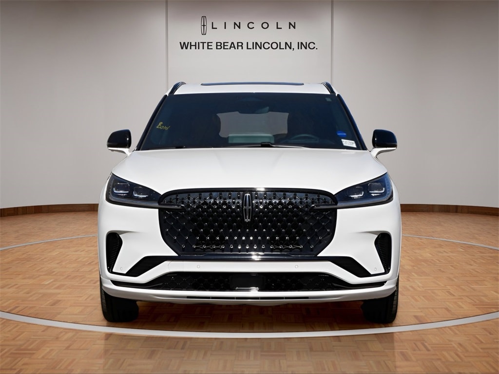 Used 2025 Lincoln Aviator Black Label with VIN 5LM5J9XC1SGL07350 for sale in Saint Paul, Minnesota