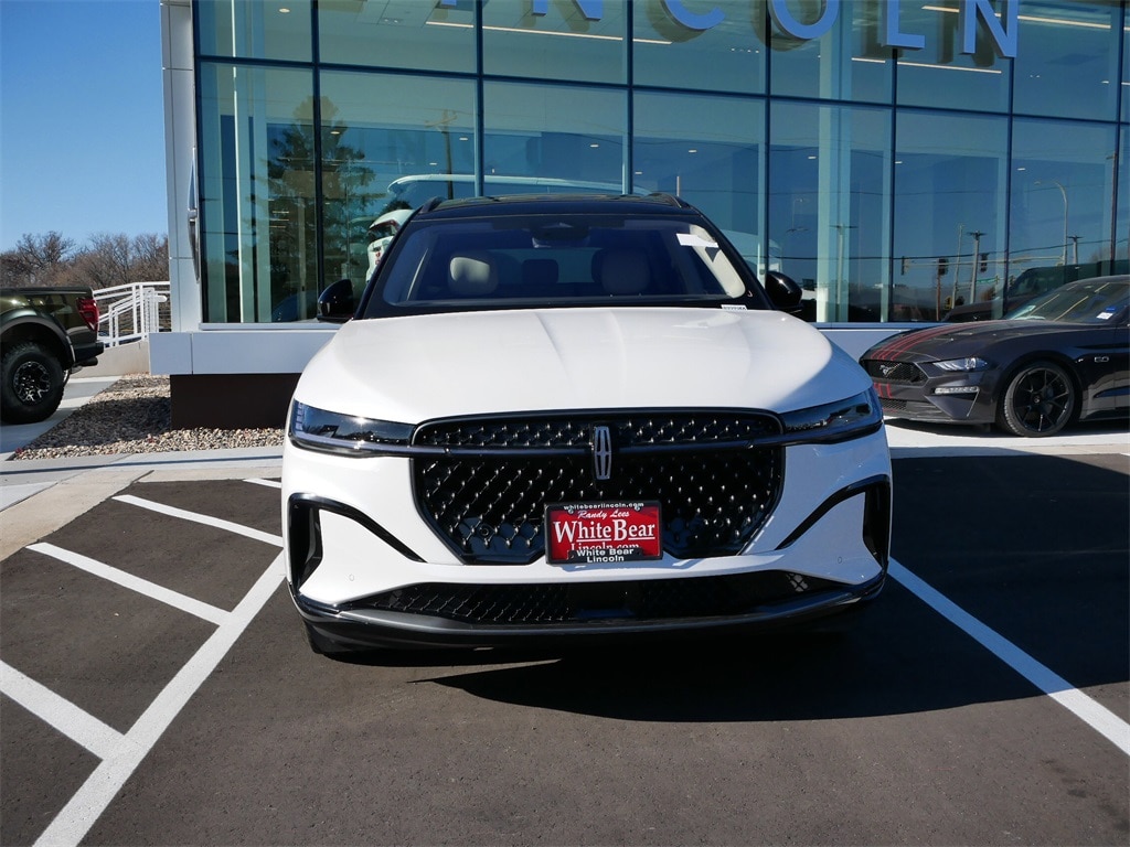 Used 2025 Lincoln Nautilus Reserve with VIN 5LMPJ8K4XSJ895447 for sale in Saint Paul, Minnesota