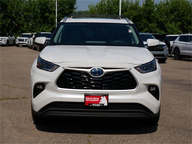 Used 2023 Toyota Highlander Bronze Edition with VIN 5TDABRCH8PS566449 for sale in White Bear Lake, Minnesota