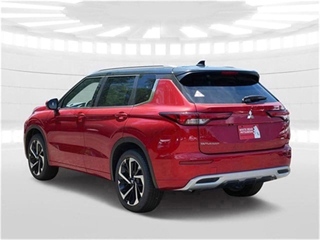 Used 2024 Mitsubishi Outlander SEL with VIN JA4J3WA84RZ056223 for sale in White Bear Lake, Minnesota