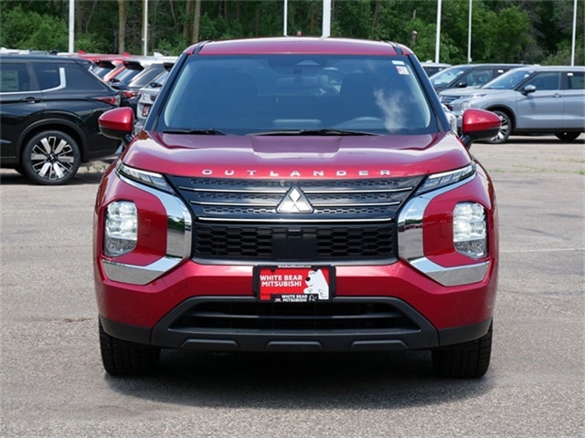 Used 2022 Mitsubishi Outlander ES with VIN JA4J4TA83NZ020125 for sale in White Bear Lake, Minnesota