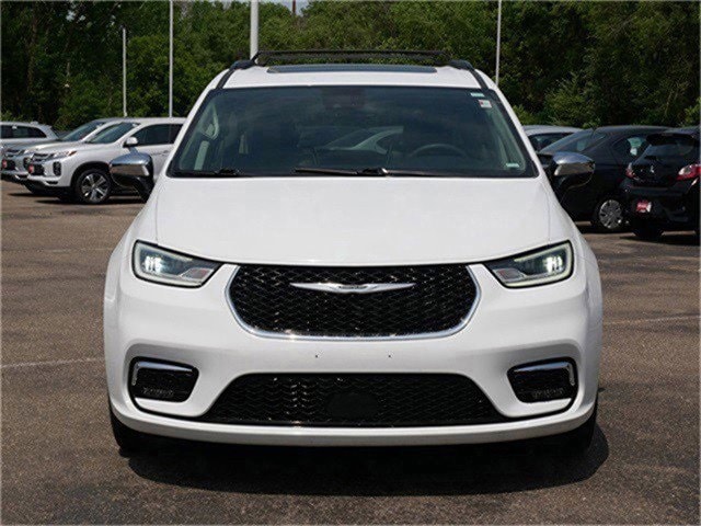 Used 2023 Chrysler Pacifica Limited with VIN 2C4RC1GG7PR533065 for sale in White Bear Lake, Minnesota